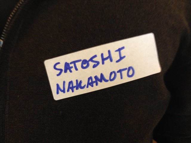מדבקה עם השם Satoshi Nakamoto